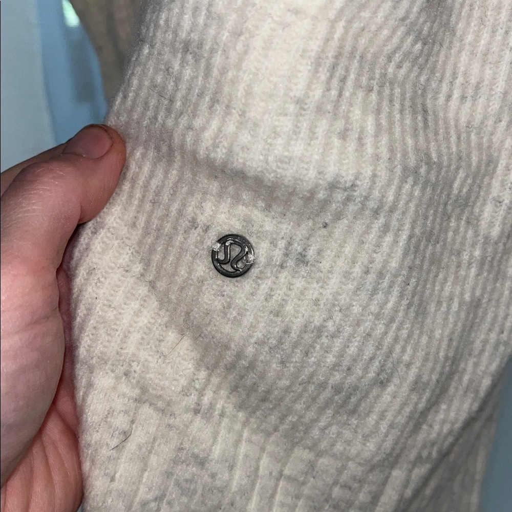 Lululemon Restful Intention Sweater in Light/Heathered Light Ivory size m - Picture 7 of 10